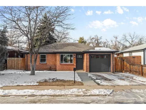 4885 S Logan St, Englewood, CO 80113