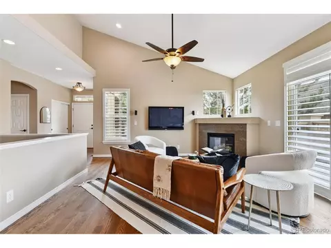 22296 Euclid Pl, Aurora, CO 80016 photo 2
