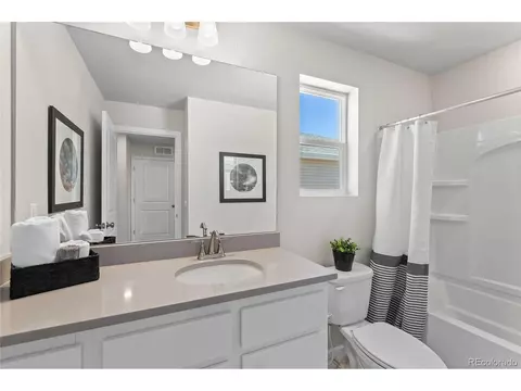 Bath - 22411 E 46th Ave, Aurora, CO 80019 photo 2 of 2