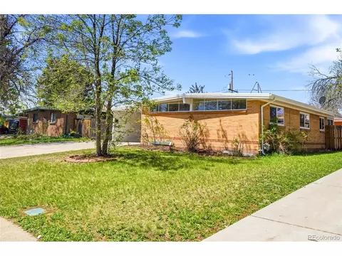 1349 S Chase Ct, Lakewood, CO 80232