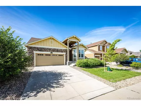 25802 E Archer Dr, Aurora, CO 80018 photo 2