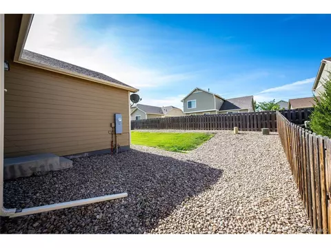 25802 E Archer Dr, Aurora, CO 80018 photo 30