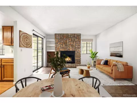 12560 E Warren Dr #E, Aurora, CO 80014