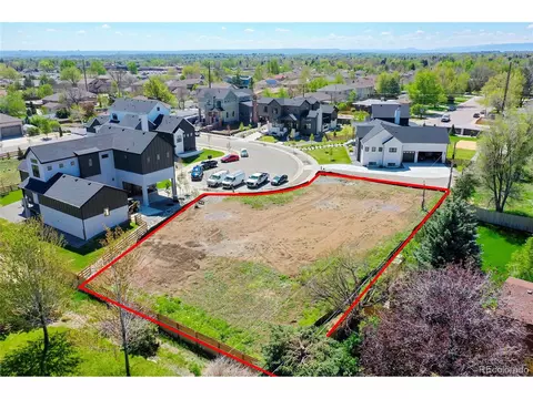 8255 W Tennessee Ct, Lakewood, CO 80226