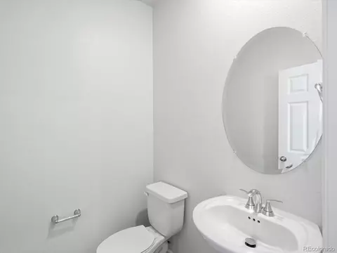 Bath - 2189 E 164th Ave, Thornton, CO 80602 photo 1 of 4