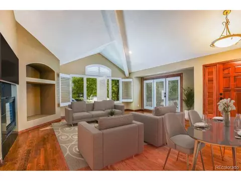 14051 E Chenango Dr, Aurora, CO 80015 photo 2