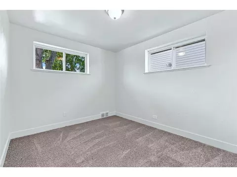 Bedroom - 5340 E 33rd Ave, Denver, CO 80207 photo 5 of 6