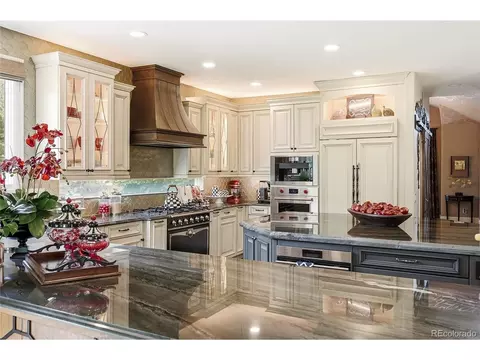 Kitchen - 16494 Sandstone Dr, Morrison, CO 80465 photo 4 of 5