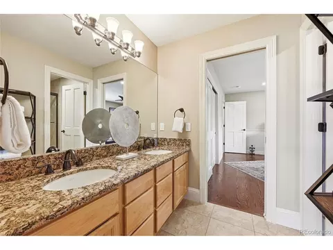 Bath - 16494 Sandstone Dr, Morrison, CO 80465 photo 4 of 5