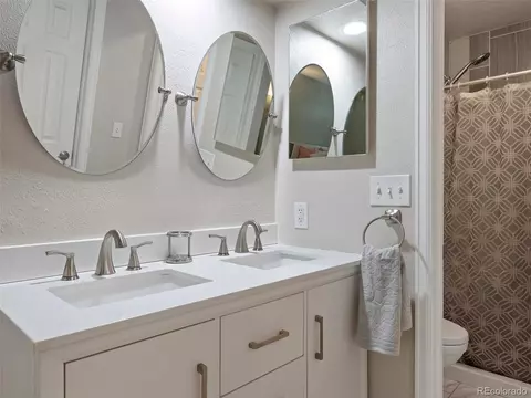 17133 E Berry Ave, Centennial, CO 80015 photo 31