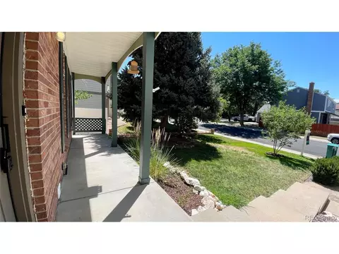 778 S Laredo Cir, Aurora, CO 80017 photo 5