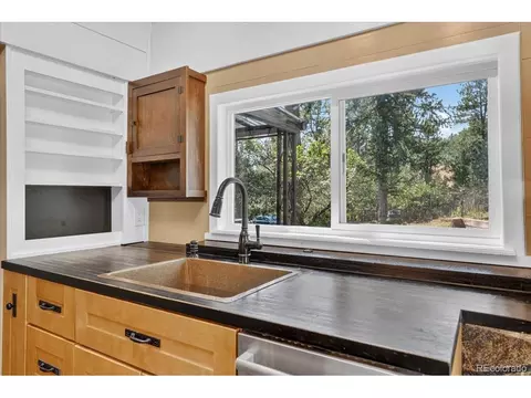Kitchen - 6501 S Summer Rd, Morrison, CO 80465 photo 4 of 6