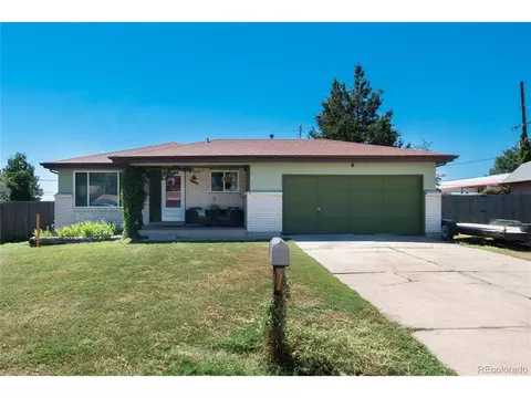 7520 W Bails Ave, Lakewood, CO 80232