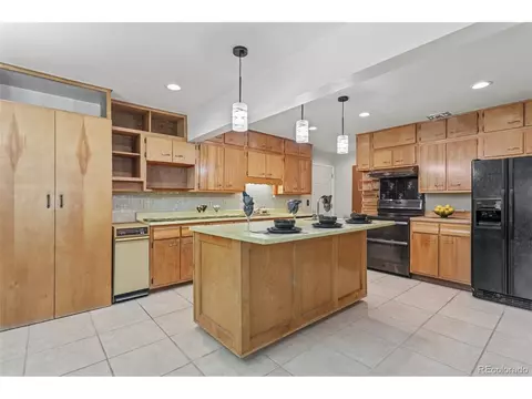 7995 E Lehigh Ave, Denver, CO 80237 photo 5