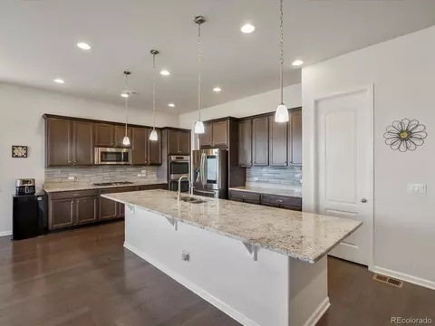 21437 E Union Pl, Aurora, CO 80015 photo 3