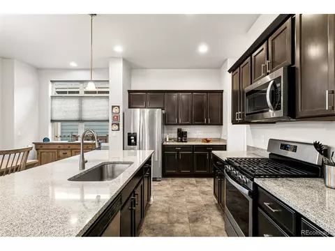 11258 E 25th Dr, Aurora, CO 80010 photo 8