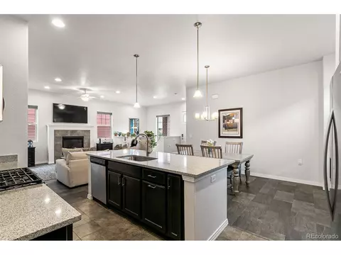 11258 E 25th Dr, Aurora, CO 80010 photo 9