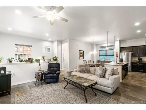 11258 E 25th Dr, Aurora, CO 80010 photo 4