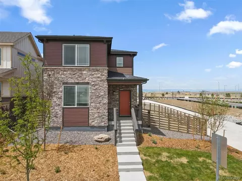 5483 N Elk St, Aurora, CO 80019