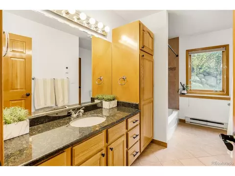 Bath - 454 Ensign Dr #A, Dillon, CO 80435 photo 4 of 4