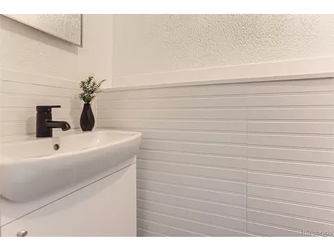 18961 E 17th Ave, Aurora, CO 80011 photo 24