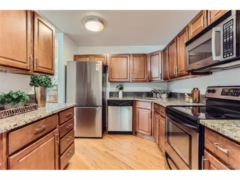 18961 E 17th Ave, Aurora, CO 80011 photo 8