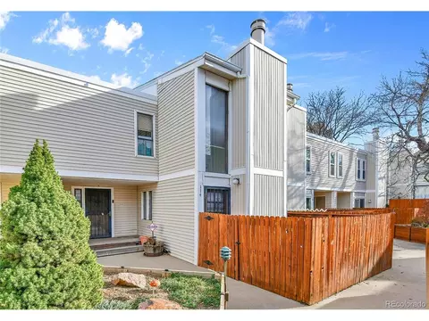 1050 S Monaco Pkwy #114, Denver, CO 80224
