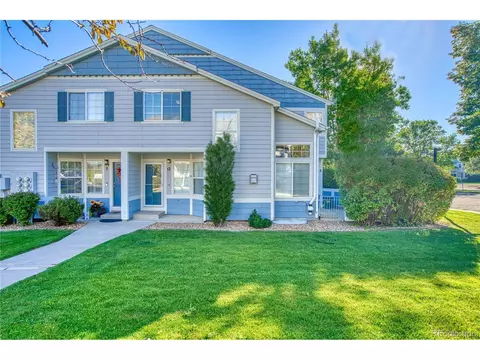 1419 Red Mountain Dr #12, Longmont, CO 80504