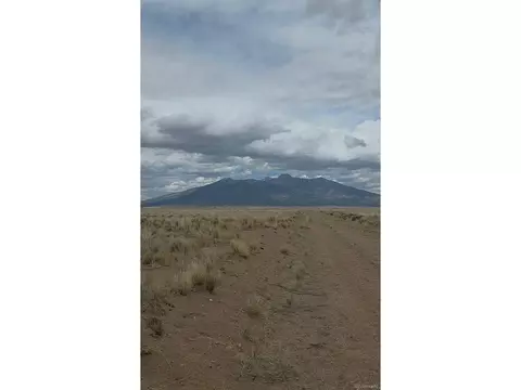 5 Gardner Rd, Blanca, CO 81123