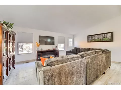 17925 E Prentice Dr, Centennial, CO 80015 photo 6