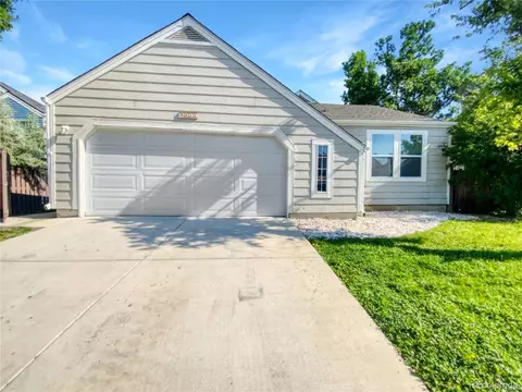 9823 W Elmhurst Pl, Littleton, CO 80128