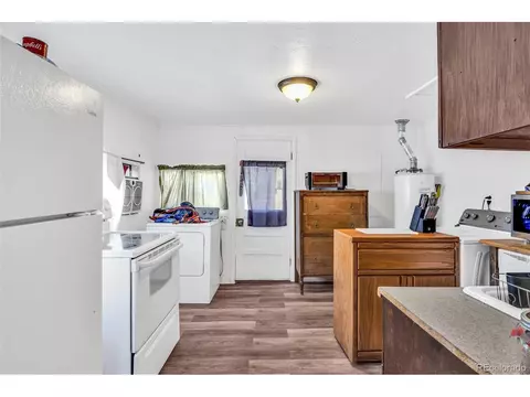 331 Denver St, Florence, CO 81226 photo 3