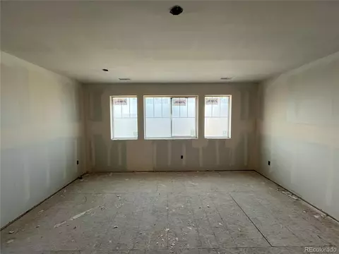 24475 Evans Dr, Aurora, CO 80018 photo 3