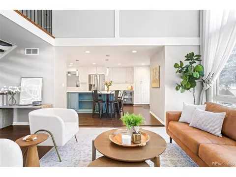 7747 S Forest Ct, Centennial, CO 80122 photo 5