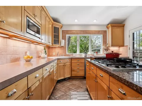 1377 Cherry St, Denver, CO 80220 photo 16