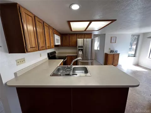 15726 E Flora Pl, Aurora, CO 80013 photo 4