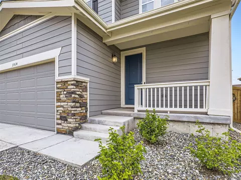 27674 E 7th Dr, Aurora, CO 80018 photo 3