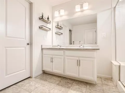 27674 E 7th Dr, Aurora, CO 80018 photo 17