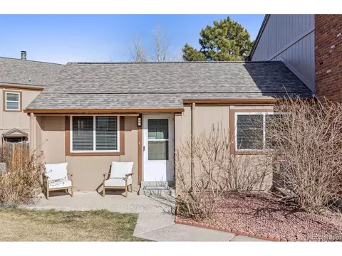 7700 W Glasgow Pl #18-18D, Littleton, CO 80128