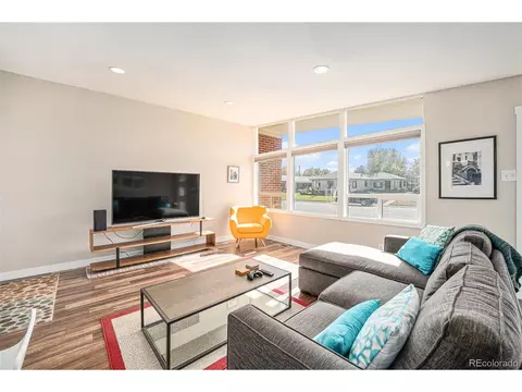 5125 E Thrill Pl, Denver, CO 80207 photo 4