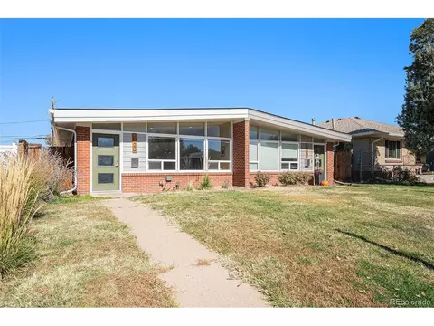 5125 E Thrill Pl, Denver, CO 80207 photo 3