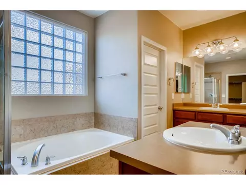25092 E 2nd Pl, Aurora, CO 80018 photo 16