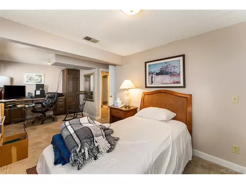 9 Moline St, Aurora, CO 80010 photo 23