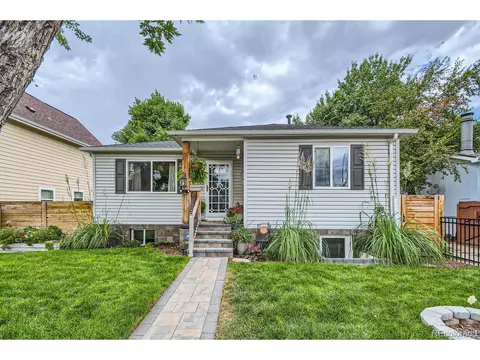 2933 S Logan St, Englewood, CO 80113