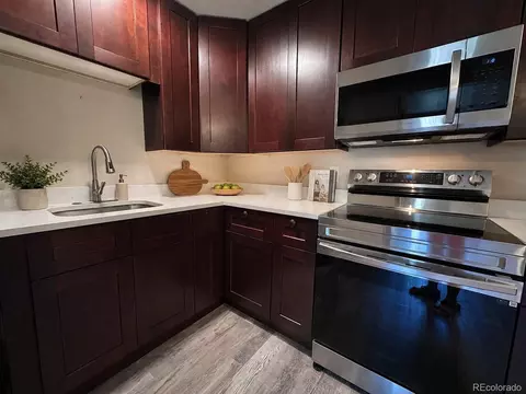 Kitchen - 6897 High Dr, Morrison, CO 80465 photo 2 of 3