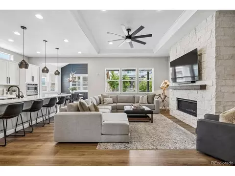 8886 River Peak Cir, Littleton, CO 80125