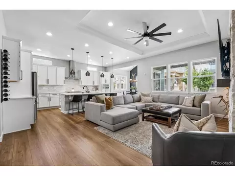 8886 River Peak Cir, Littleton, CO 80125