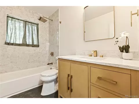 Bath - 4260 Whitney Pl, Boulder, CO 80305 photo 2 of 2