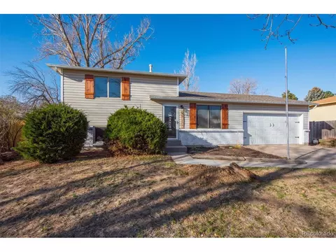 16366 E Brown Dr, Aurora, CO 80013 photo 3