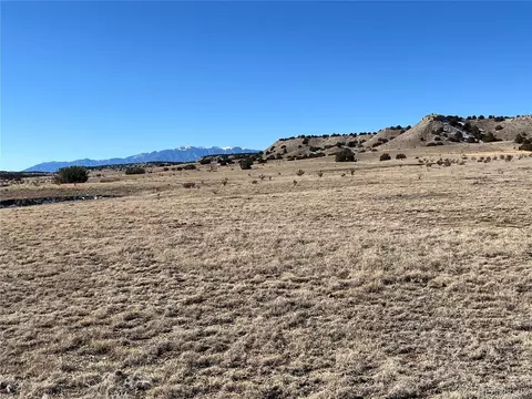 53 Horse Creek Rd, Pueblo, CO 81004